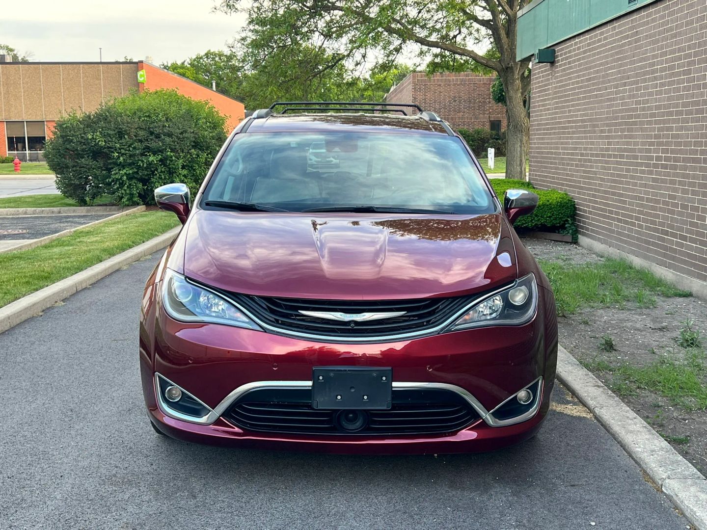 chrysler pacifica hybrid 2019 2C4RC1N7XKR636864 image chrysler pacifica hybrid 2019 2C4RC1N7XKR636864 image